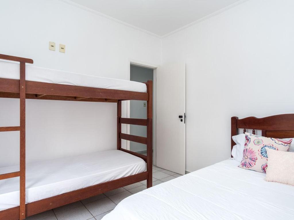 Apartamento Espacoso Com Ar Condicionado E Wi-Fi, A 100 Metros Da Praia - Edificio Estoril Ubatuba Εξωτερικό φωτογραφία